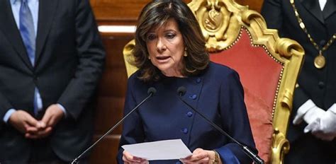 Eletta alla terza votazione a palazzo madama dopo l'accordo nel centrodestra per. Governo, Casellati ha lʼincarico esplorativo: "Verificare accordo tra centrodestra e M5s" - L ...