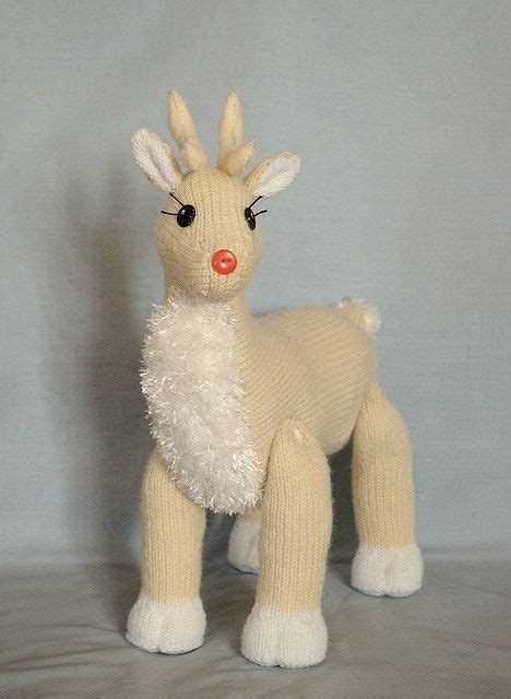 Knit christmas pattern with reindeer. Rudolph - an adorable reindeer free pattern by fuzzymitten ...