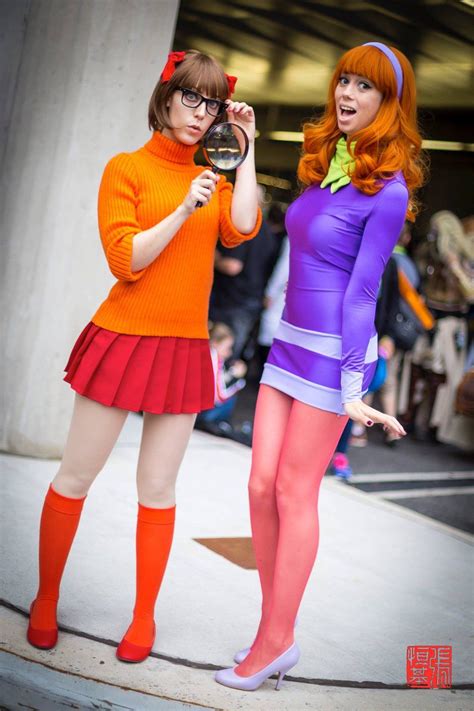 While most people are posting a halloween pic today, i am still fighting the flu and… daphne_and_velma_cosplay_by_uncannymegan-dam8rmu.jpg (1024 ...