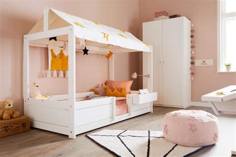 Machen sie das bett zum teil des spiels im kinderzimmer. Lifetime Kidsroom Betten | INNATURA Massivholzmöbel ...