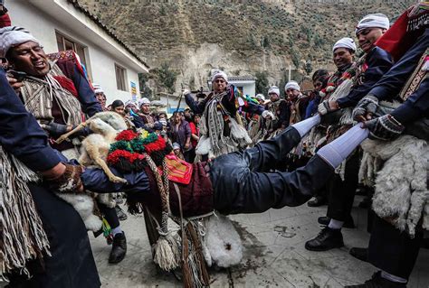 Festividad virgen del carmen paucartambo cusco. Danzas y comparsas en honor de la Virgen del Carmen de ...