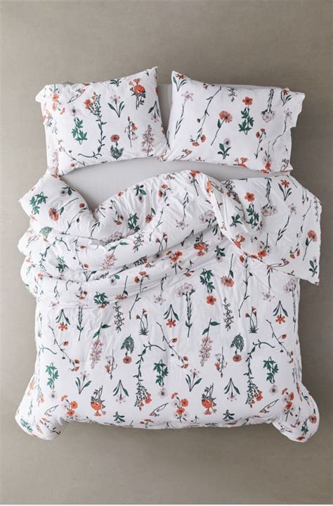 Yunlong baby comforter 4 piece set cute quite soft fleece orange blanket useful bumper washable fitted sheet. Georgina Floral Comforter Set in 2020 | Bed comforter sets ...