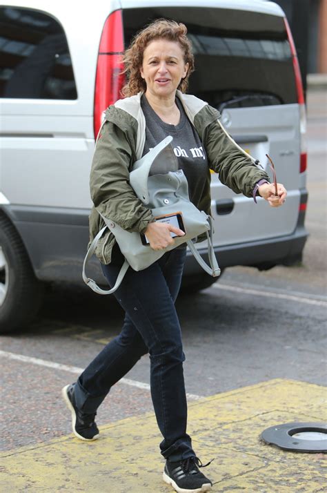 The best gifs are on giphy. NADIA SAWALHA Leaves ITV Studios in London 03/07/2017 ...