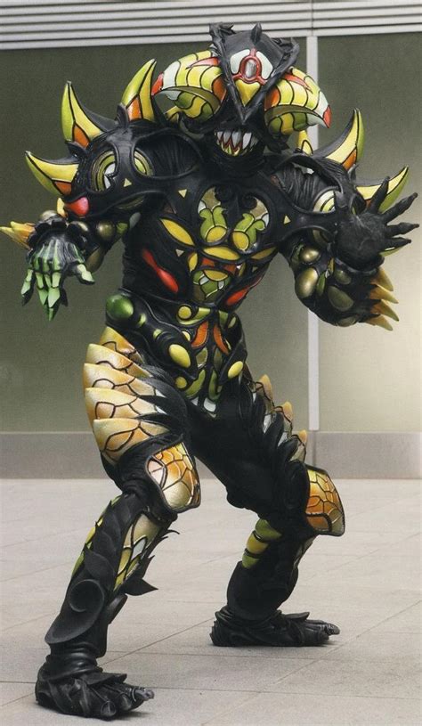 Uncovering a sinister plot to fuse the two worlds by a former colleague of katsuragi's, it will require the riders of both worlds, alongside legend riders of the past, to stop the apocalyptic plans of kaisei mogami and foundation x to save humanity! Image - KRKi-Chameleon Fangire.jpg | Kamen Rider Wiki ...