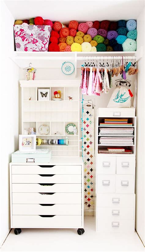 And since it's a craft room, this is the perfect opportunity to get creative! 5 AMAZING CRAFT ROOMS | Little Things Blogged | Bloglovin'