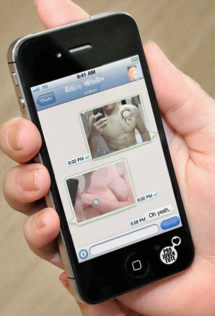 Sometimes this mischievous teacher takes advantage. Pro Juventute Aufklärungskampagne ‚Sexting' Themenbild_02 ...