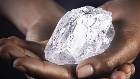How they do it - Cutting a 1,109 carat diamond, $53 million diamond