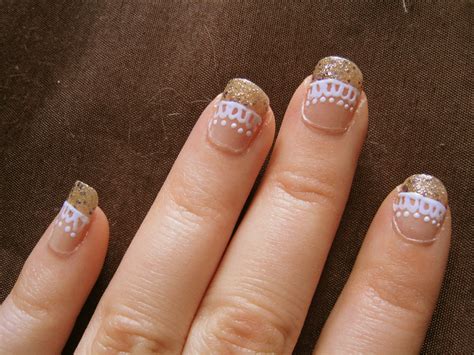 Our metal lace tips are available during checkout for a small $2 fee. Make My Day PINK: Gold and lace tip nails