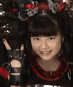 I'm back with even more babymetal gifs i couldn't come up with too many gifs for this music video. Animated Gif, BABYMETAL, Mizuno Yui (水野由結) | 41551 ...