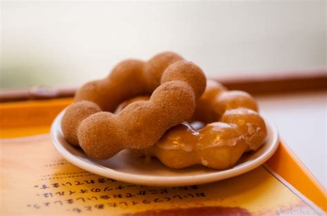 100g pancake mix (we used our favorite: Popular Chewy Doughnuts - Pon de Ring | Japan Style