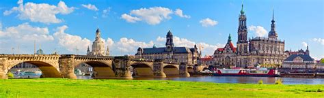 Dresden is located on the elbe river and is an industrial, governmental and cultural centre, known worldwide for bruehl's terrace and its historic landmarks in the old town (altstadt). Dresden, Deutschland - Paulusma Reizen