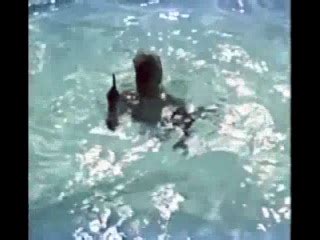 It was fourteen below and the wind start to blow. Nude Pool — BIQLE Видео