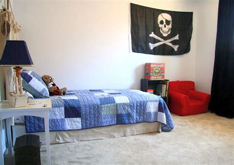 Cool bedrooms guy guys include comfortable furniture and some nice dark colors. 17 Cool Bedrooms for Teenage Guys Ideas