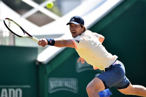 #mischa zverev #sascha zverev #tennis #tennisedit #has this been done before? Nature Valley International 2018 | Mischa Zverev emotional ...