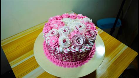 3,941 likes · 193 talking about this. Cara Menghias Kue Bunga Rose Mudah, Simpel & Cantik - YouTube