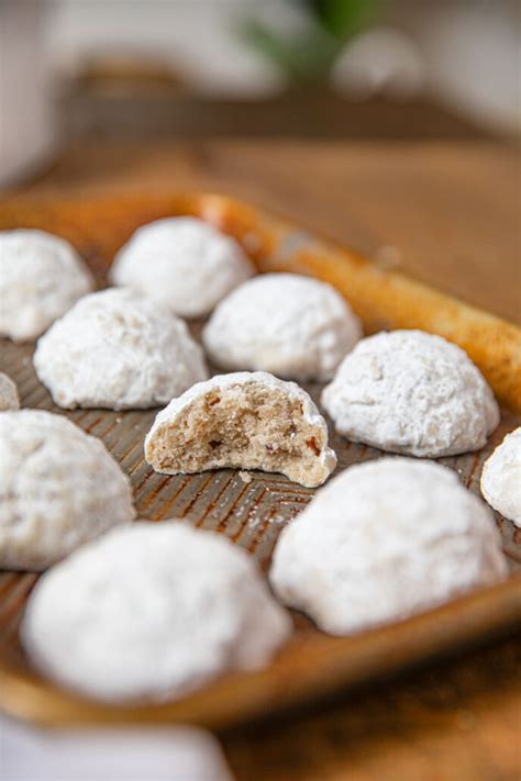 Struffoli, pizzelle, anginetti, cartellate, fig cookies, pignoli and many more. Christmas Cookie Recipes Without Nut Itialian : Italian ...
