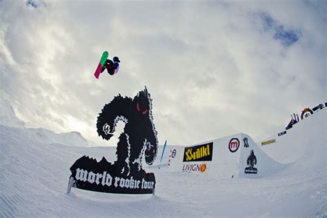 Baie bay • pierre yves merlet • ben • linguba lingomba. Stian Kleivdal e Henna Ikola vincono 2014 WSF World Rookie ...