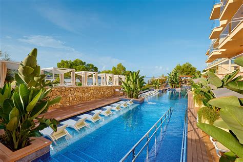 Hotel sol del sur los espera en esquel con todas las comodidades y servicios en alojamiento y gastronomía. Hotel Iberostar Jardin del Sol Suites in Mallorca, Spanje ...