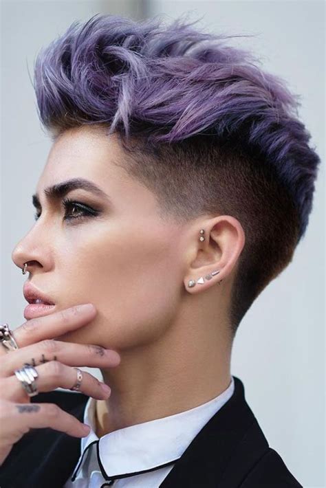 Maybe you would like to learn more about one of these? Capelli rasati donna il trend 2019 dall'undercut fino alle ...