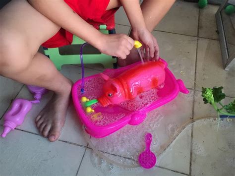 I even close the vents in the bedroom and bathroom. Baby Doll Bath time after bad baby messy feeding - video ...