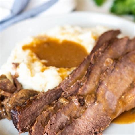 Serve for lunch or as a starter with crusty add the mushrooms and cook over a high heat for another 3 mins until softened. Brisket With Lipton Soup Mix And Cream Of Mushroom Soup ...