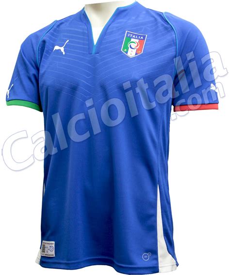 Bekijk meer ideeën over voetbaltenue, voetbal kleding, atletico madrid. Italië thuisshirt 2013 Confederations Cup ...