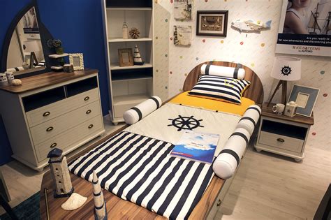 Luckily, there are many things that any man or woman can do to spice up the bedroom and reignite the fire. 15 Ways to Maximize Corner Space in Kids' Bedrooms