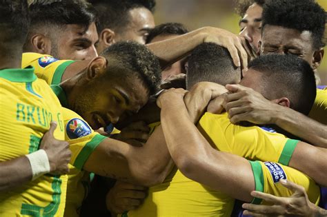 A seleção brasileira está garantida na disputa dos jogos olímpicos de tóquio. A seleção olímpica Brasileira venceu a Argentina por 3 x 0 e conquistou a vaga para os Jogos no ...