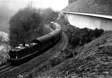 Auf den tag genau fünf jahrzehnte nach dem verheerenden zugunglück in radevormwald hat die stadt radevormwald durch bürgermeister johannes mans für donnerstag, 27. Radevormwald Neuland, 01.1970 | Eisenbahnfotograf - Essenz ...