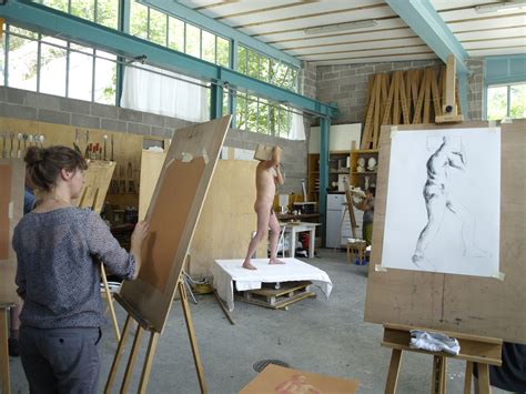 28 фраз в 8 тематиках. Aktzeichnen Fortgeschrittene - Scuola di Scultura