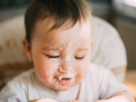 When they do, nasal symptoms usually occure with symptoms of allergy, such as severe hives (urticaria), throat or tongue swelling, or a drop in blood pressure. Introducing Dairy To Milk Allergy Infant : Is Your Baby ...