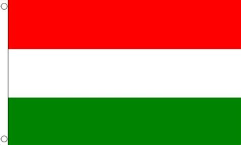 De gebruikte kleuren in de vlag zijn rood, wit, groen. Vlag Hongarije 60x90cm - Best Value | Vlaggenclub