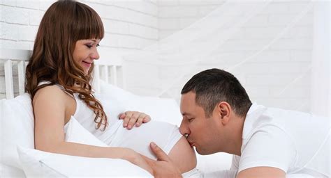 Amateur couple has hot quick morning sex. 10 ways to bond with your baby bump - BabyCentre UK