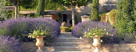 Von einer mietwohnung in ein eigenes haus zu ziehen ist vor allem aus finanzieller sicht ein gewaltiger schritt. Luxusvilla Frankreich Domizile Reisen