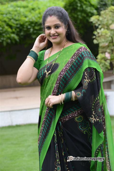 Samyuktha menon is an indian film actress who appears in malayalam films. 3 | Raasi Mantra - Indian Cinema Gallery