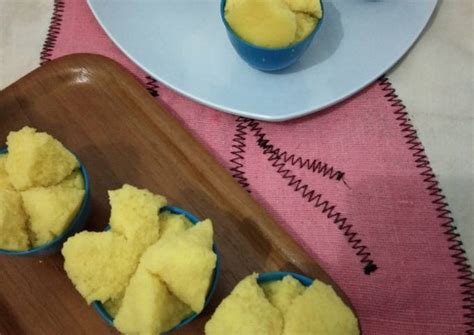 Kue ini terbuat dari olahan tepung beras dengan tekstur. Resep Kue mangkok mekar/ kue apem tepung beras oleh Novi ...