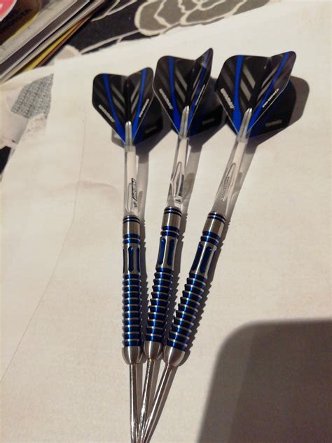 Welcome to the official pdc instagram! My new darts finally arrived! Winmau Vanguard 22g. Aren't ...