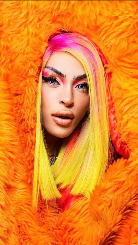 Brazilian singer and drag queen pabllo vittar has released four studio albums, three extended plays and eighteen singles. pabllo vittar | Fotos, Artistas, Shows