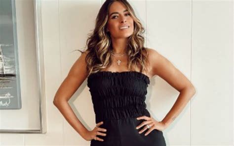 Pero en esta ocasión la presentadora de 46 años de edad cautivó a sus. Galilea Montijo enseña su abdomen de acero ¡Tiembla ...