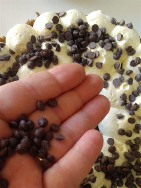 Le chiffon cake sono torte molto alte (questa è la loro caratteristica) e si cuociono in stampi appositi dai bordi alti. CHIFFON CAKE AL TIRAMISÙ | Anna Creazioni in Cucina