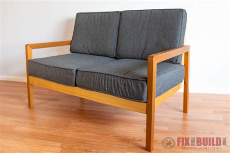 Sturdy diy couch by homemade modern here is another diy modern outdoor sofa from homemade modern which looks very sturdy. Diy Spfa / 3 Ideas For Creating The Perfect Diy Sofa Bed ...