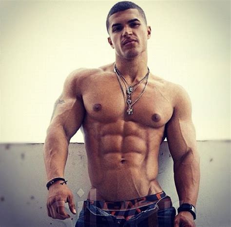 MUSCLE ADDICTS INC: HOT CUBAN-AMERICAN MUSCLE BOY RACIEL ...