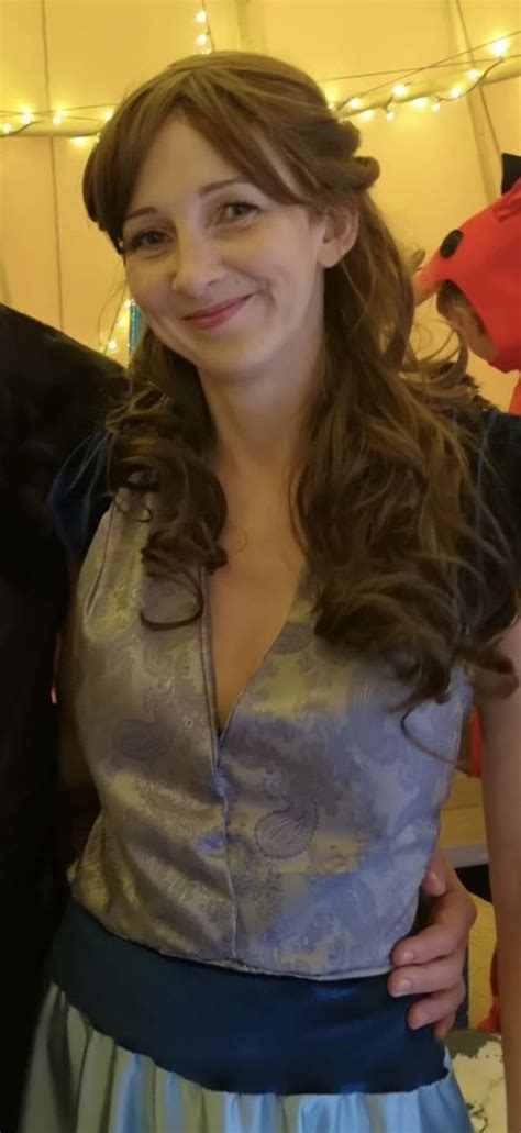 May 20, 2019 · emilia clarke. Homemade Margaery costume | Game of thrones cosplay, Game of thrones costumes