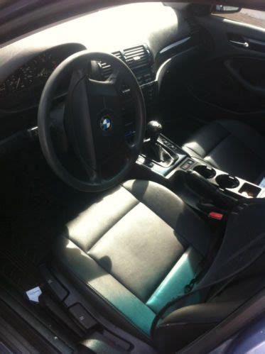 Rear wheel drive 21 combined mpg (18 city/26 highway). Buy used ** 2000 BMW 323i / 323 i / Manual Transmission 5 ...