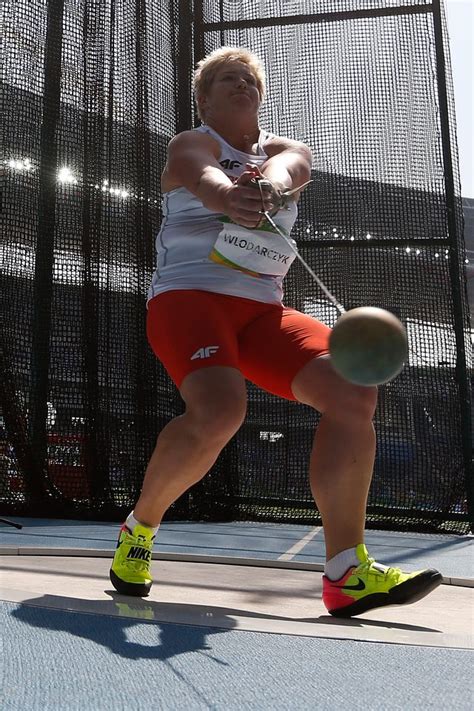 She is the 2012 and 2016 olympic champion, and the first woman in history to throw the hammer o. Anita Włodarczyk ma złoty medal olimpijski w rzucie młotem ...