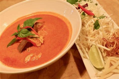 Fried chicken sauteed with roasted cashew nuts in chef special sauce, pad gra prao. Sabai Sabai Toronto Thai Restaurant in Yorkville ...