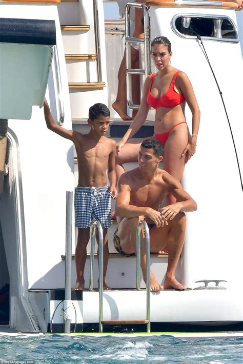 Georgina rodriguez, the stunning partner of superstar footballer, cristiano ronaldo, commanded attention as she attended the 77th venice film festival… juventus striker, cristiano ronaldo has reportedly asked his girlfriend georgina rodriguez to marry him. Ronaldo soaks up in Saint Tropez with his bikini-clad ...