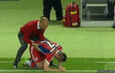 Diese datei und die informationen unter dem roten trennstrich werden aus dem zentralen. Whats Going On Here GIFs - Find & Share on GIPHY