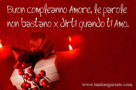 Spesso in un gergo colloquiale la parola cumpleaños è abbreviata con cumple. Buon compleanno Amore, le parole non bastano x dirti ...