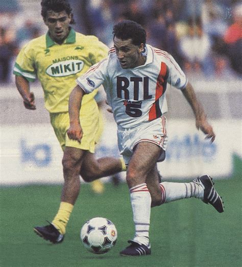 Pour la septième fois de la saison, le psg s'est incliné ce dimanche en ligue 1. PSG - Nantes 1-0, 30/07/88, Division 1 88-89 | Archives ...